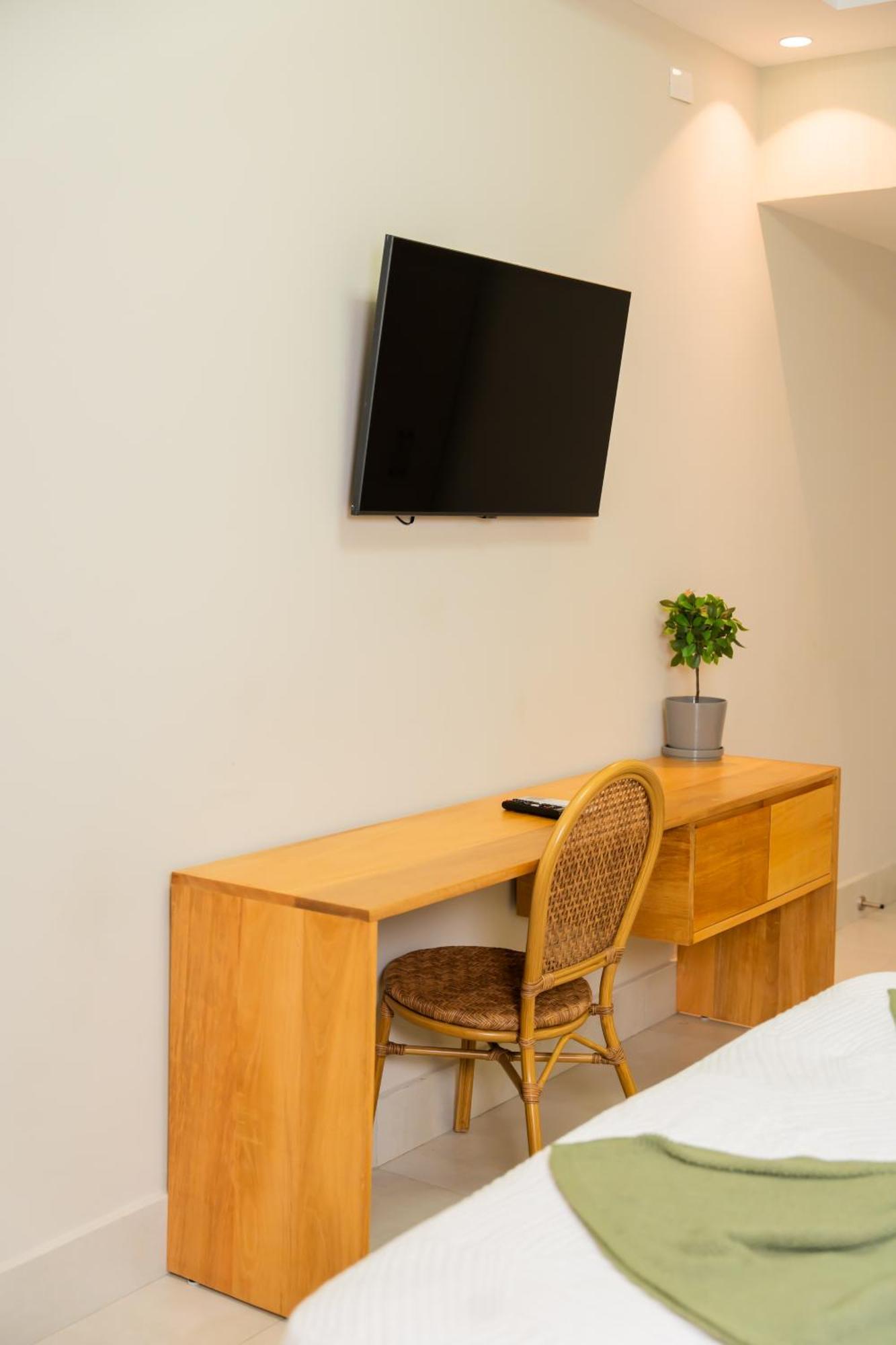 Hotel Stay Here Suites Santo Domingo Exterior foto